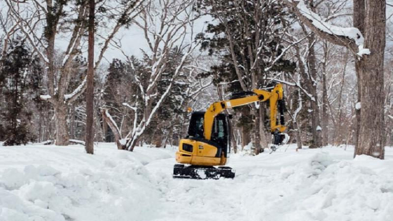 Innovative Uses of Skid Steer Loaders for Snow Removal in QLD