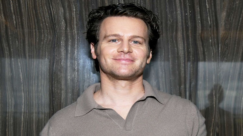 Jonathan Groff